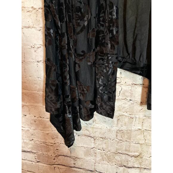 VT Luxe Top Womens Small Black Velvet Burnout Open Front Asymmetric Hem Grunge - Picture 5 of 12